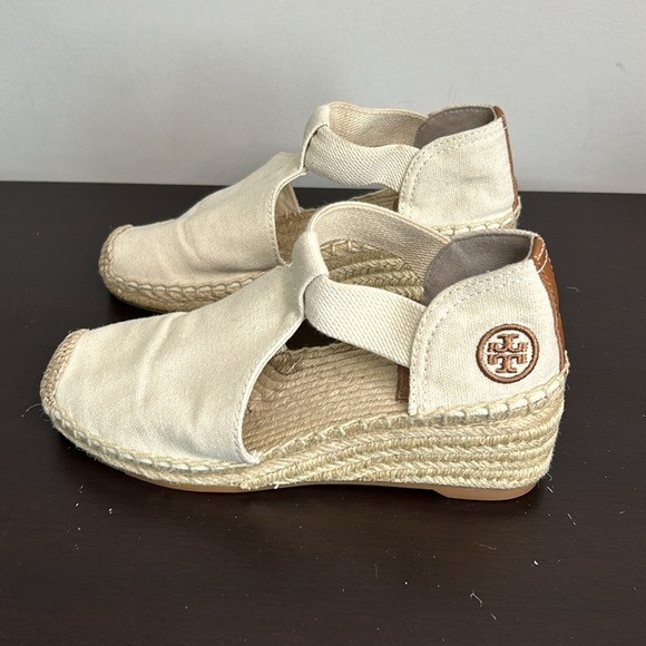 Tory Burch Sandal Catalina Espadrille Wedge
Natural Shoe Slip On Logo Sz 5 - Picture 5 of 13